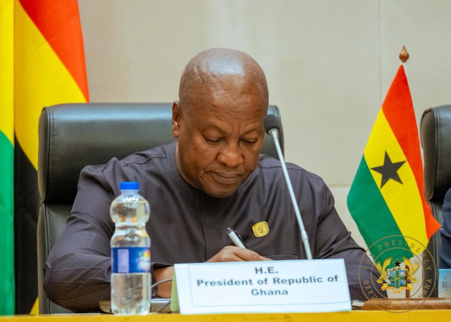 Mahama Urges Scholars to Drive Ghana’s Development Through Research