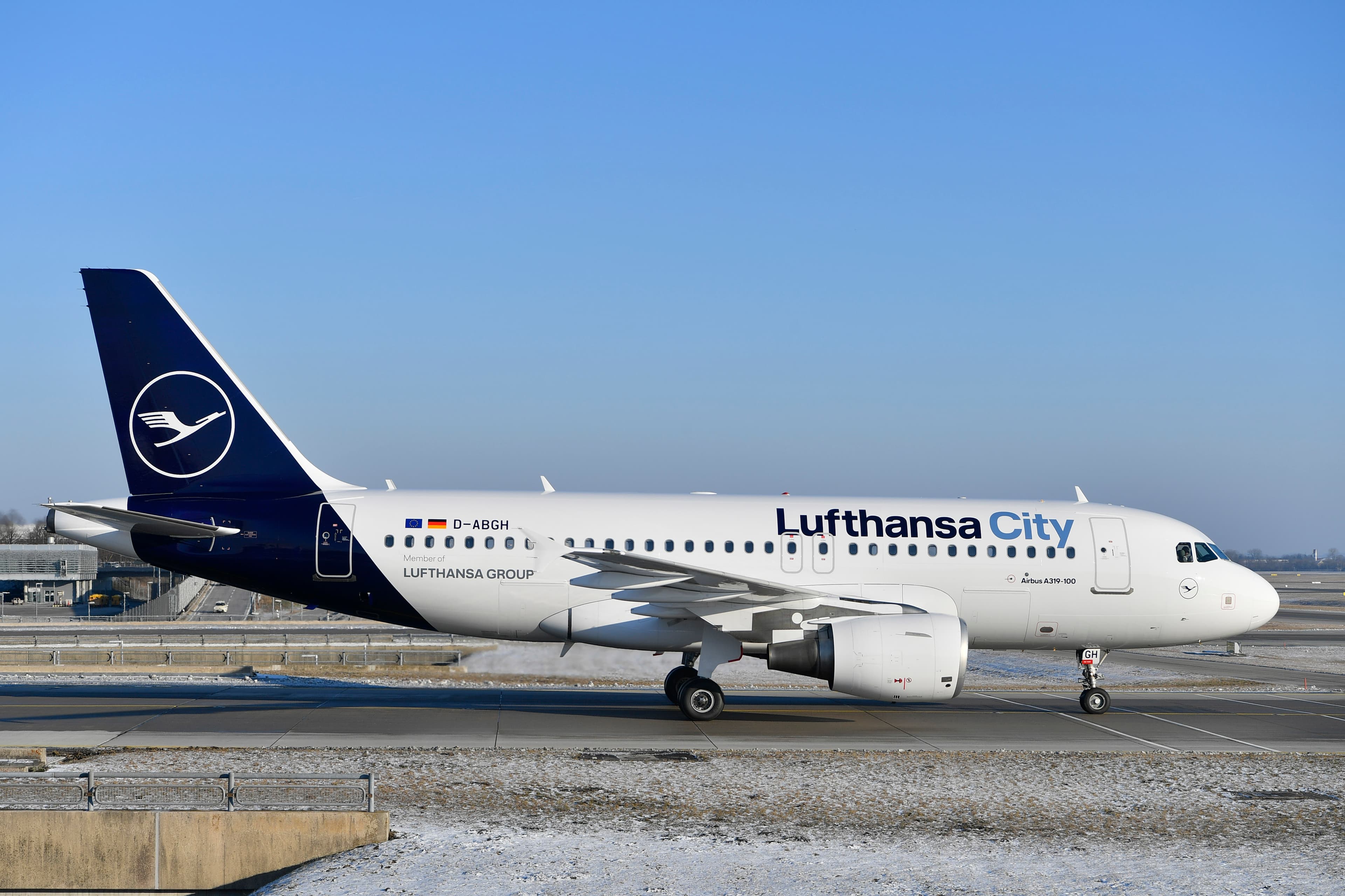 Lufthansa Says Iran War Could Weaken Gulf Carriers’ Dominance on Asian Routes